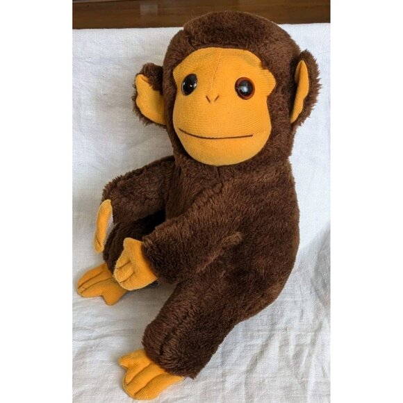 Elka Toys Plush Monkey New York  Stuffed Animal Clasp Hands Old Sad Lonely Vtg - Picture 16 of 16